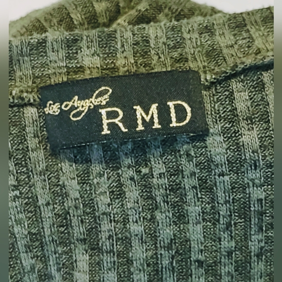 RMD LOS ANGELES FOREST GREEN RIBBED DESIGN SOFT TUNIC BLOUSE WOMEN'S SIZE XS - Picture 6 of 7